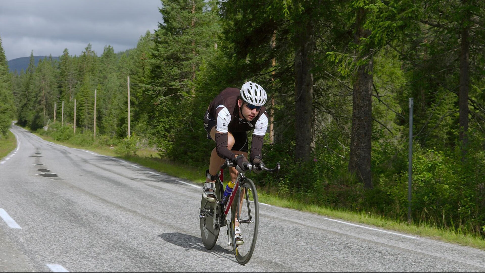 一人战一国，李梓嘉独力统治全场，韩国队鏖战三小时惜败马来西亚