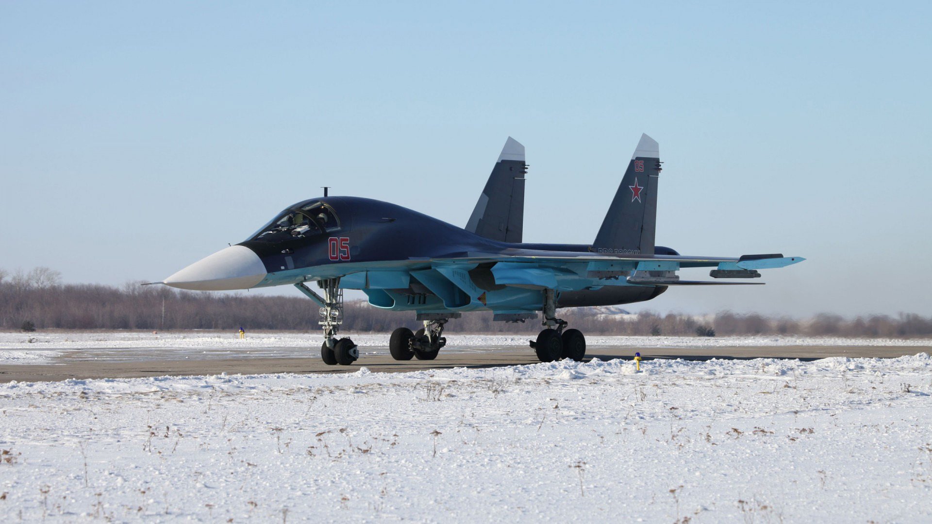 红环之上，绿火、银冰与诺里斯点燃的狂野赛道