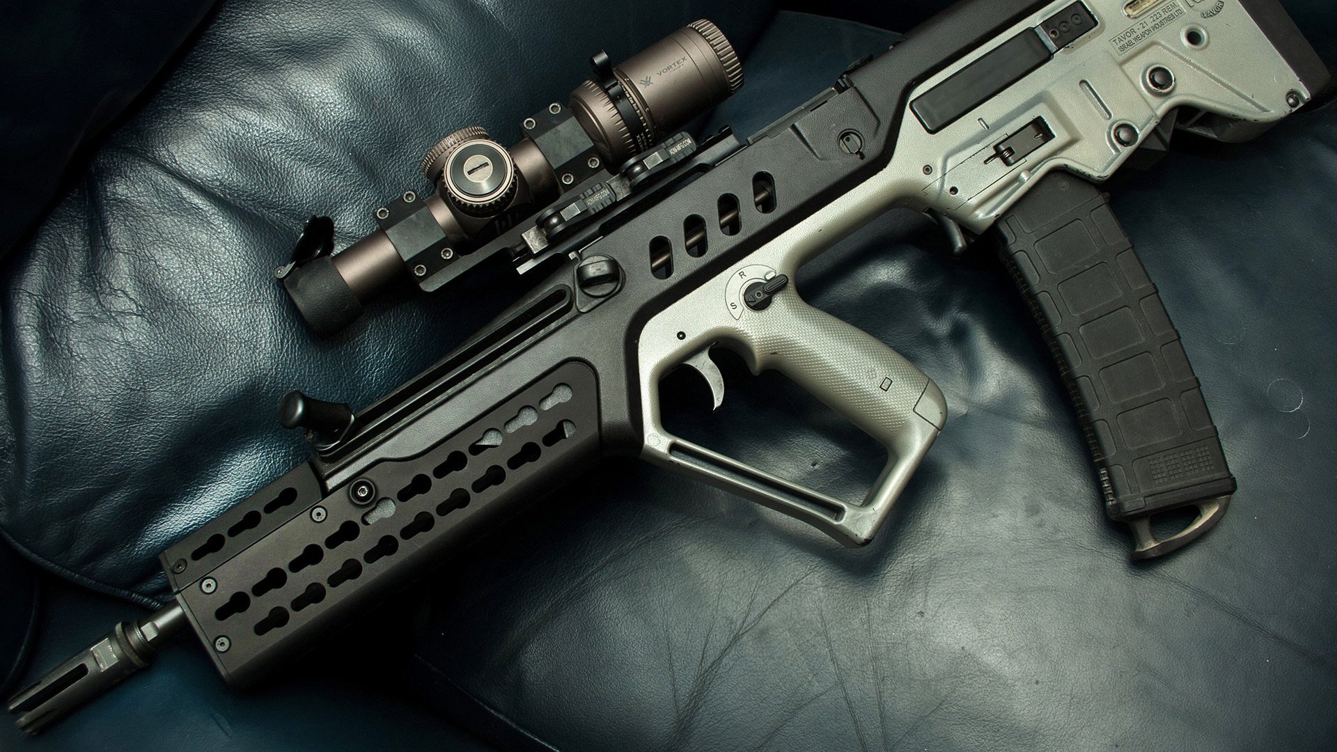 时空折叠的赛场，当火箭节奏吞噬麦迪逊，乔治在洛杉矶走廊投下逆光绝响