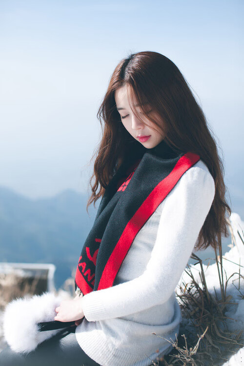 爱游戏官方入口-戈贝尔关键先生发力，国王全面压制热火取胜利